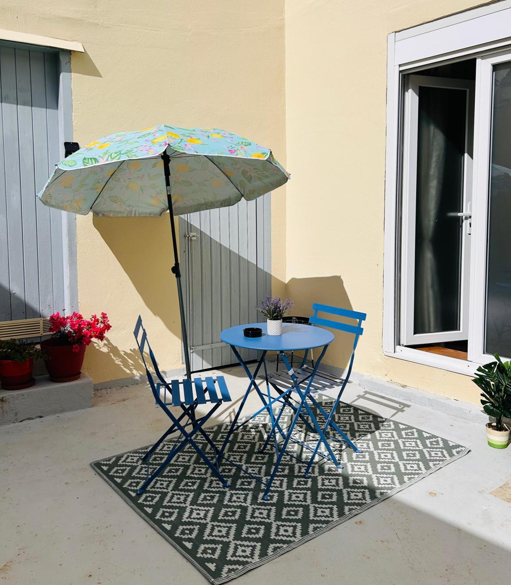 Love Room « L'Etreinte Doree » Illiers-Combray Luaran gambar